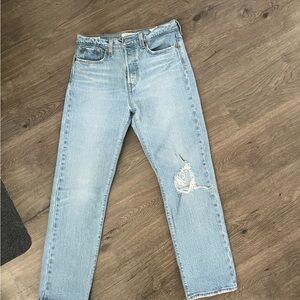 Levi's wedgie straight size 28